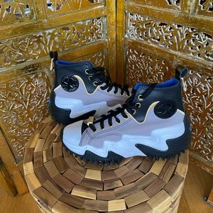 Brand New/Never Worn Converse (Run Star Motion) Shine (Size 9)